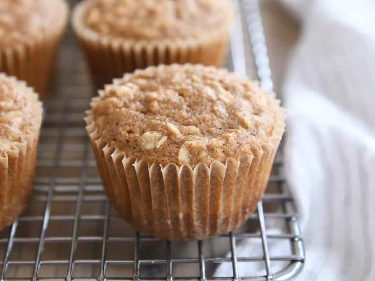 Μάφιν βρώμης με μήλο-κανέλα