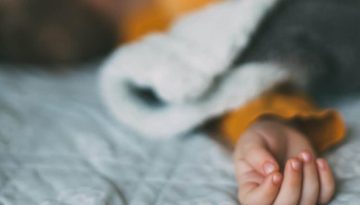 Νεκρό 3χρονο αγόρι μετά από πτώση σε μάντρα – Συνελήφθη 25χρονος συγγενής