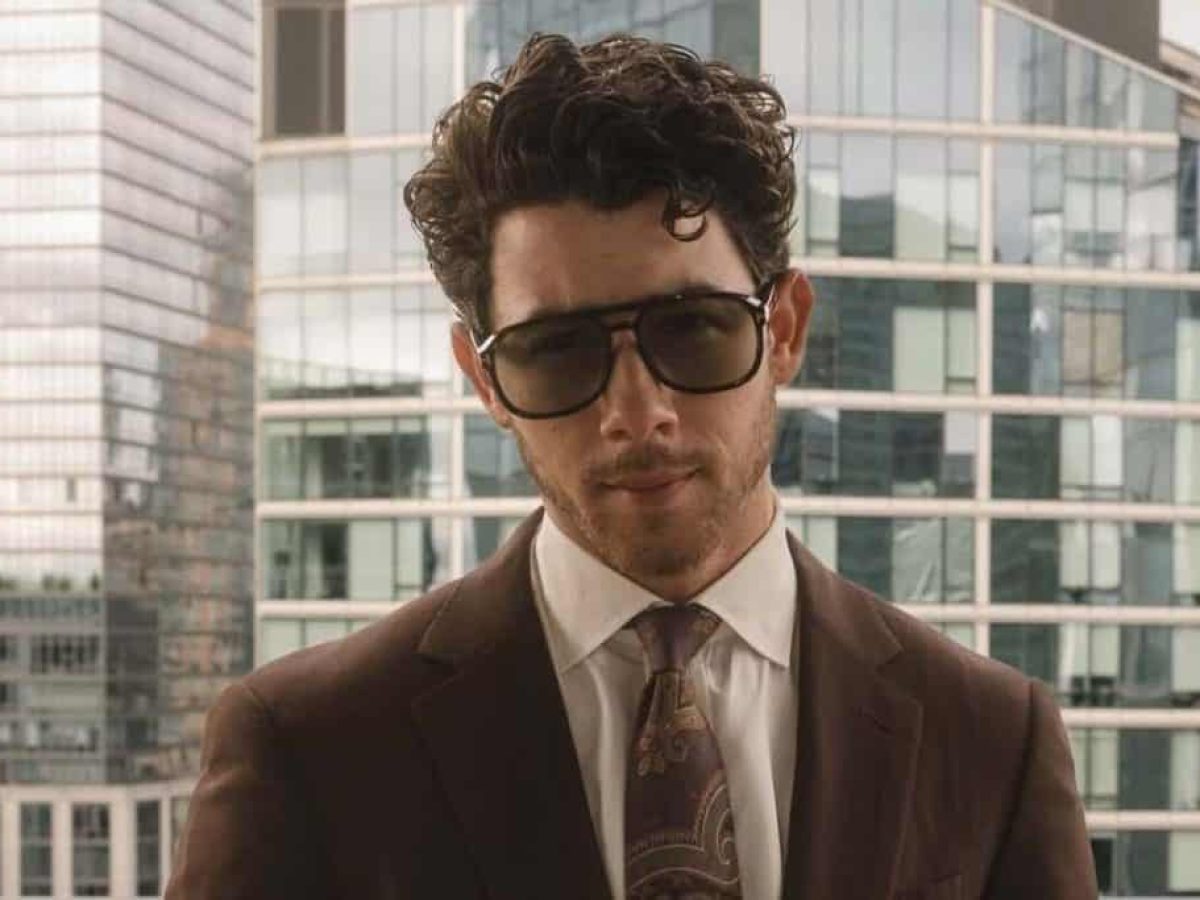 Ο Nick Jonas μιλάει ανοιχτά για το τι τον τρομάζει ως μπαμπά κοριτσιών