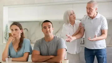 4 σημάδια που δείχνουν ότι τα πεθερικά σου είναι νάρκισσοι και πώς να το διαχειριστείς