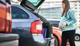 imoun-sto-parkingk-egkios-ke