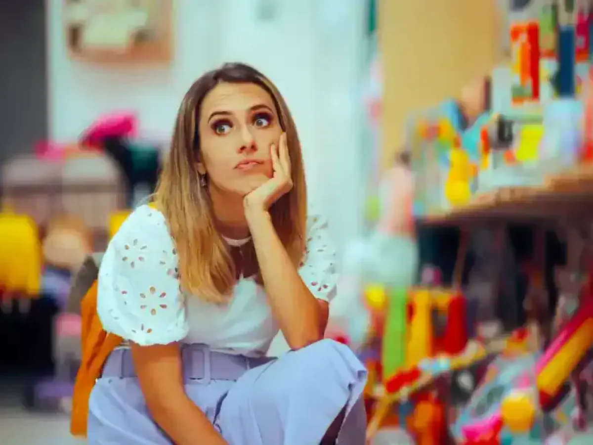 Μαμά και περιεμμηνόπαυση: Πώς τη μπερδεύεις με το γονεϊκό burnout