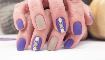 Argyle Sweater Nails: Η πιο cozy τάση στα νύχια