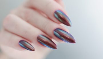 Blue suede: Το color combo για το οποίο μιλάνε όλοι οι nail artists