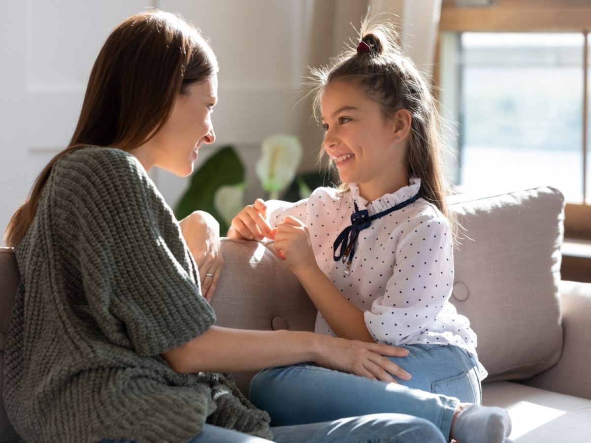 Overparenting: Μήπως το… παρακάνουν οι σημερινοί γονείς;