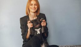 Pet-Sitting-san-epangelma-poso