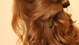 afto-ine-to-korifeo-hair