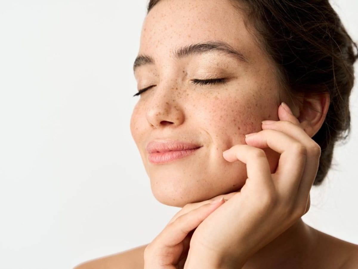 Έχετε ξηρή επιδερμίδα; Τα makeup tips που πρέπει να γνωρίζετε