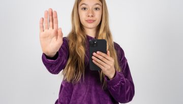 Έφηβοι: Πώς προλαβαίνουμε επικίνδυνες συμπεριφορές;