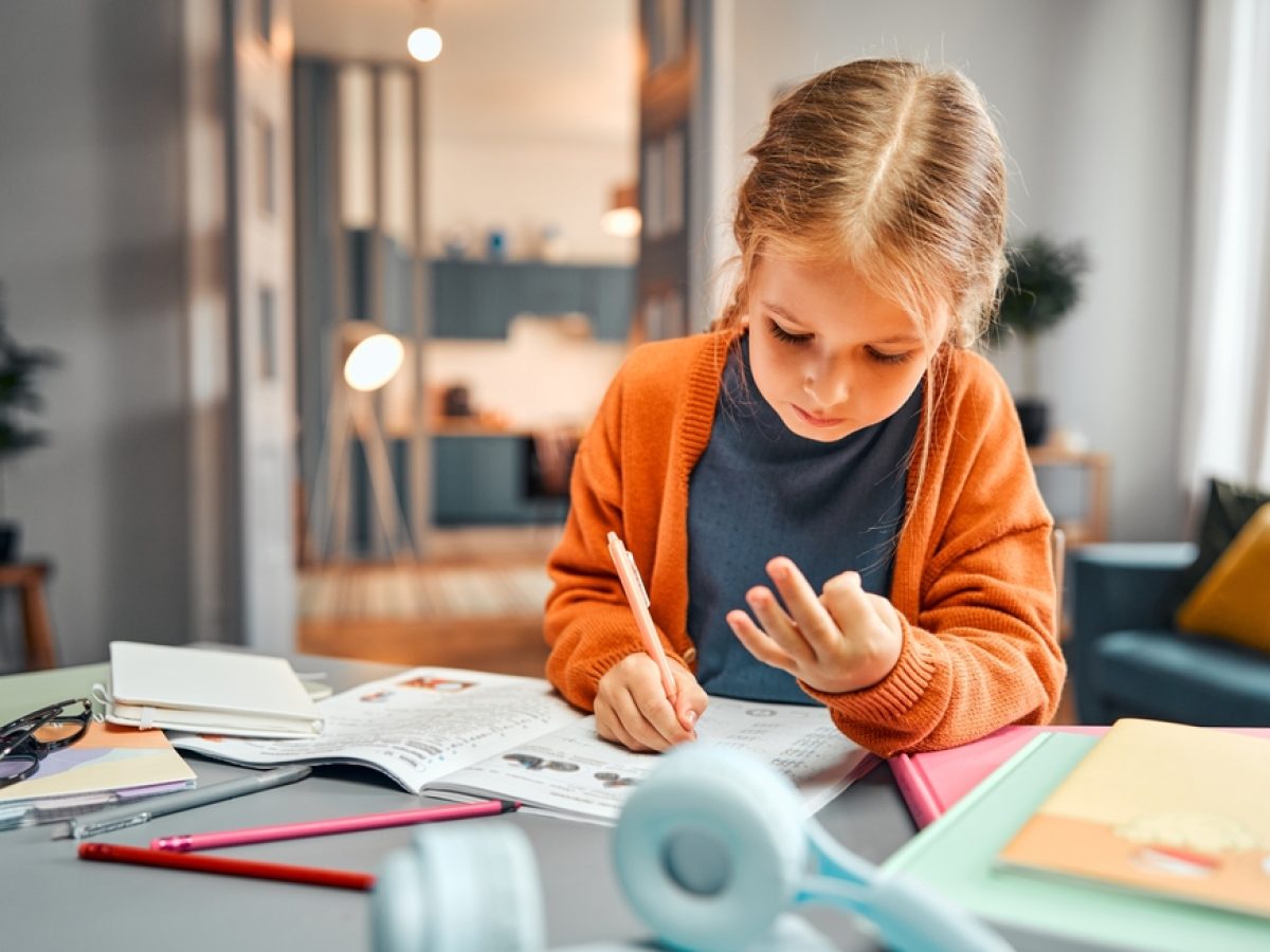 Μαθηματικά: Τα κορίτσια ή τα αγόρια τα πάνε καλύτερα;