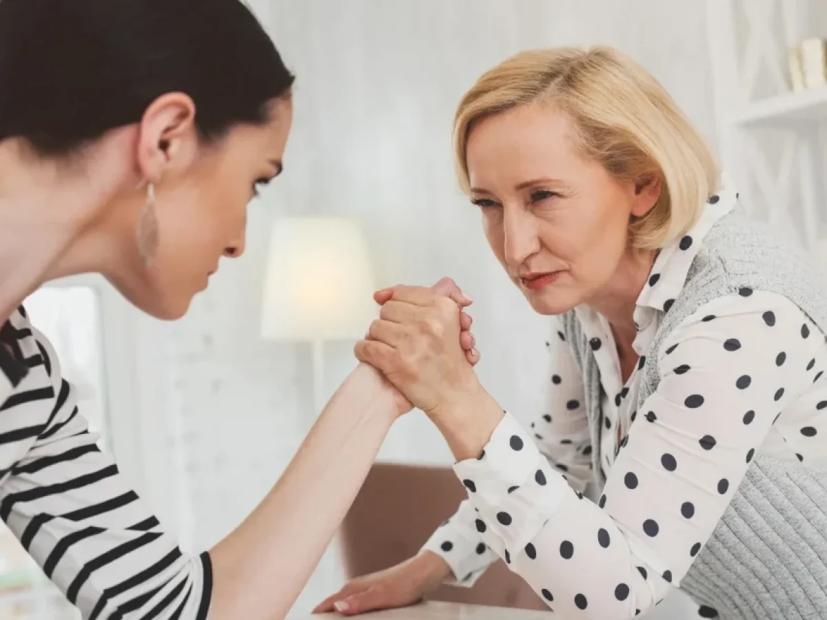 Πεθερά vs Νύφη: Πού έχει τις ρίζες του αυτό το διαχρονικό… El Clasico;