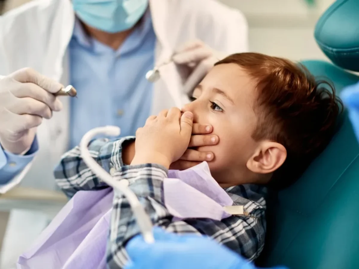 Πιτσιρικάς τρέχει για να ξεφύγει από τον οδοντίατρο και γίνεται το απόλυτο viral