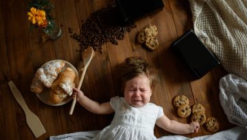 Πώς να «διαβάζετε» το μυαλό του παιδιού σας: Η μυστική τεχνική των θεραπευτών για να αποκωδικοποιούν τα κρυμμένα συναισθήματα