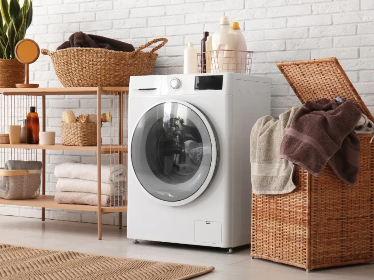 Πώς να καθαρίσεις εύκολα το πλυντήριο ρούχων: Ένα βίντεο που θα σου λύσει τα χέρια