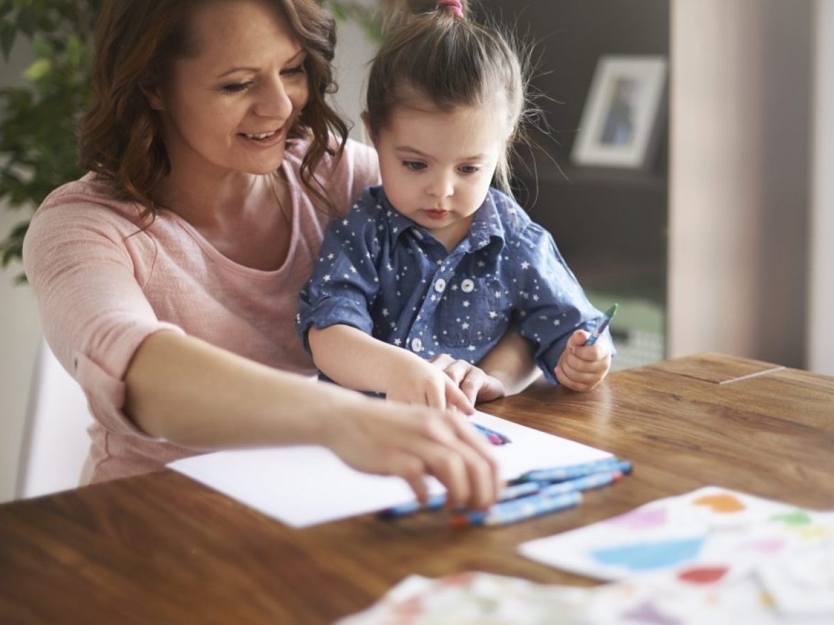 Πώς βρίσκω αξιόπιστη babysitter;