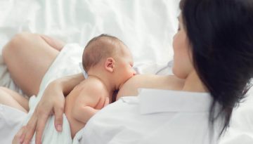 Τι γεύση έχει το μητρικό γάλα; Η απάντηση που ψάχνουν όλες οι νέες μαμάδες