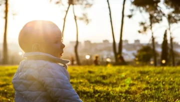 Βιταμίνη D στα παιδιά: Τι πρέπει να ξέρουν οι γονείς για την βιταμίνη του ήλιου τον χειμώνα