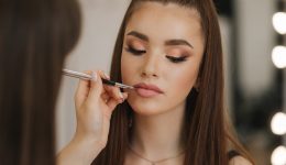 5-efkola-makeup-tips-pou