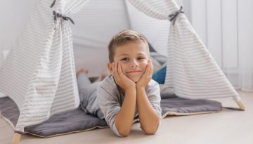 6 τρόποι για να μετατρέψετε το σπίτι σας σε έναν παράδεισο ηρεμίας για παιδιά με νευροδιαφορετικότητα