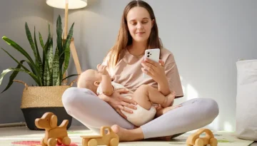 Birth-Tok: Γιατί οι μαμάδες μοιράζονται τις ιστορίες τοκετού τους στα social media