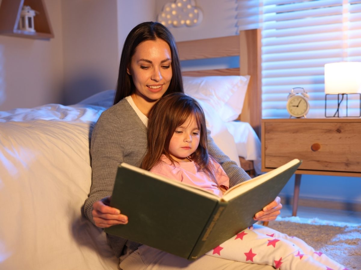 Διάβασμα σε μικρά παιδιά: Τι τους προσφέρει;
