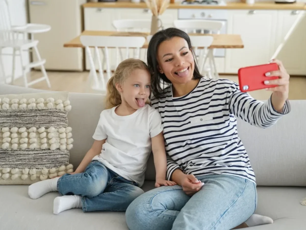 «Γιατί δεν θα σταματήσω να βγάζω πολλές φωτογραφίες τα παιδιά μου»