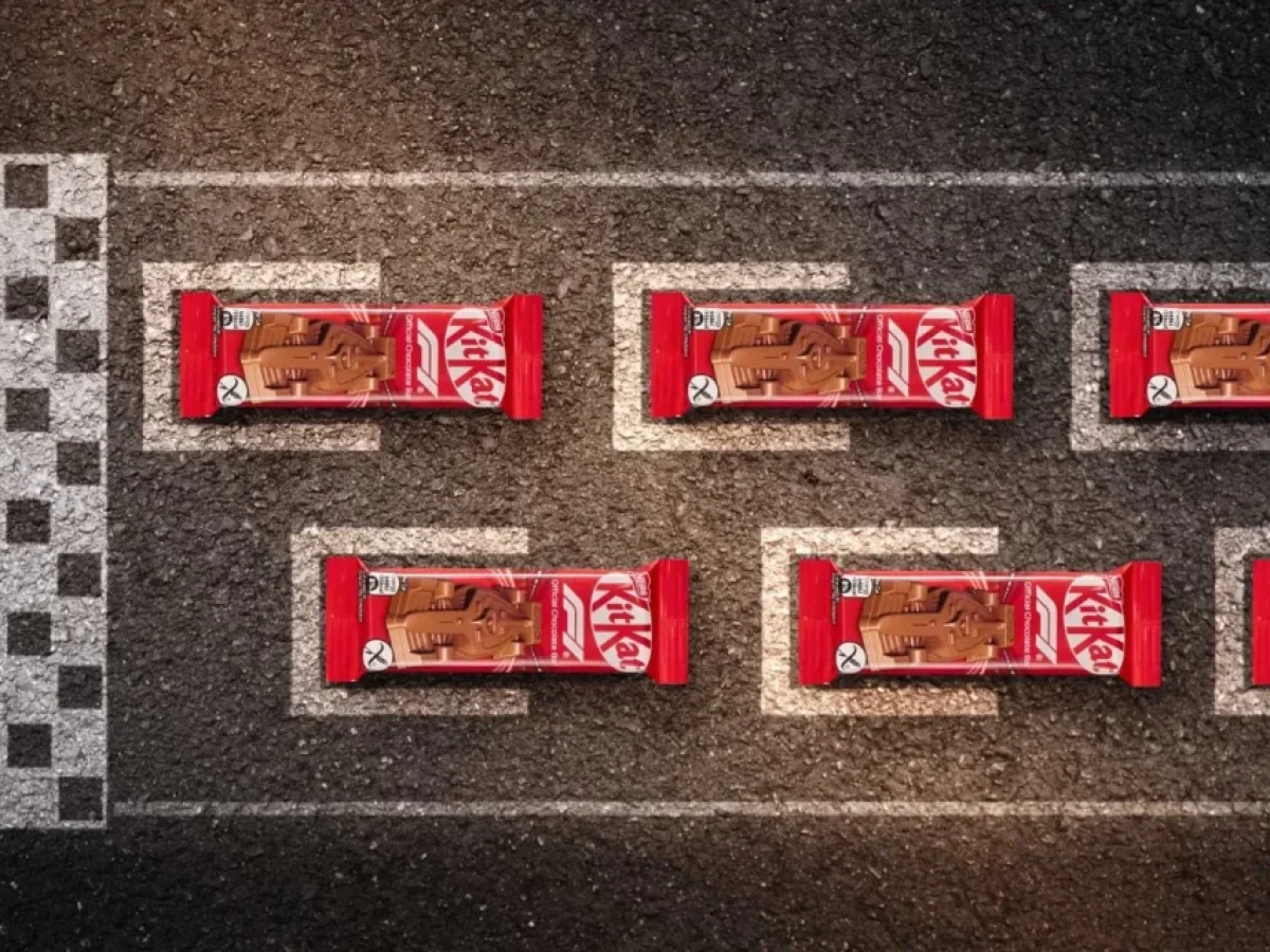 &Eta; KitKat &beta;&gamma;&alpha;ί&nu;&epsilon;&iota; &sigma;&epsilon;&hellip; &mu;&omicron;&nu;&omicron;&theta;έ&sigma;&iota;&omicron; &kappa;&alpha;&iota; &kappa;ά&nu;&epsilon;&iota; &tau;&eta;&nu; &pi;&iota;&omicron; &gamma;&lambda;&upsilon;&kappa;&iota;ά &sigma;&tau;ά&sigma;&eta; &sigma;&tau;&alpha; pit stop