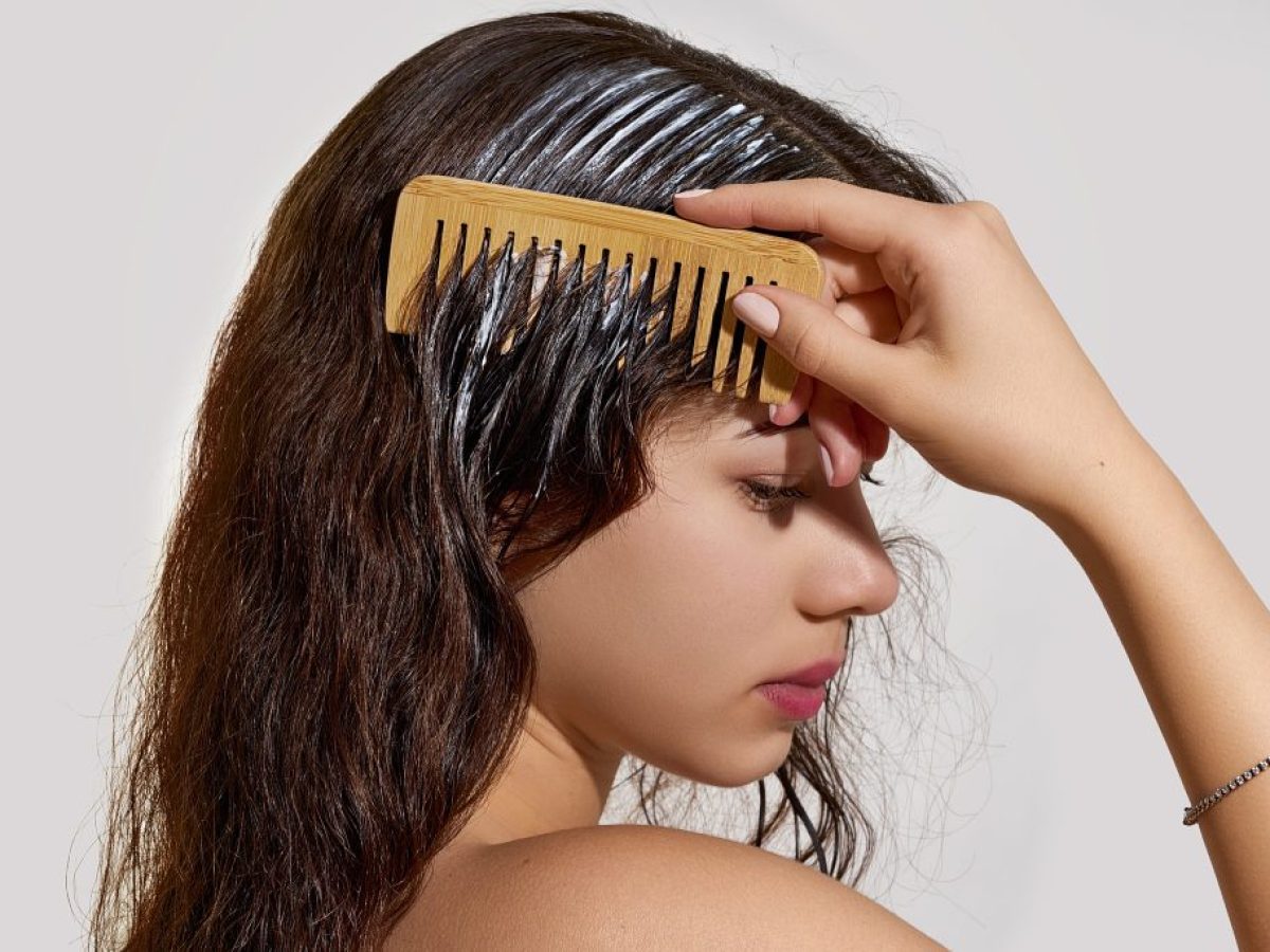 Μάσκα μαλλιών vs. Conditioner: Ποιες οι διαφορές και ποια τα οφέλη τους;