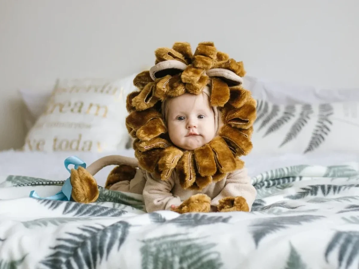 Μωρά με τις πιο απίθανες αποκριάτικες στολές κλέβουν την παράσταση