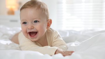 Μωρό: Πώς επικοινωνεί μαζί μας σε κάθε στάδιο;