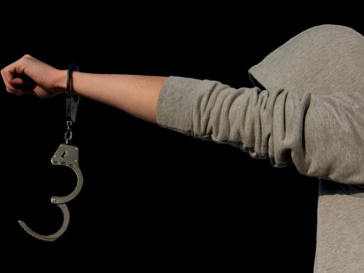 Συναγερμός για την παιδική εγκληματικότητα: Συνελήφθη 13χρονος που χτήπησε συνομήλικό του