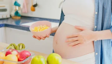 Βιταμίνη C: Πόσο απαραίτητη είναι για την εγκυμοσύνη;