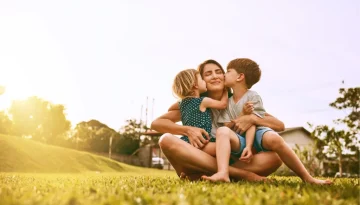 7 αξίες που οφείλουμε να καλλιεργήσουμε στα παιδιά μας