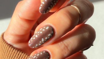 Deer-print nails: Το must-try μανικιούρ της άνοιξης