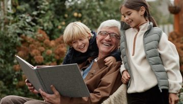 Γιατί τα παιδιά ανοίγονται πιο εύκολα στους παππούδες τους;