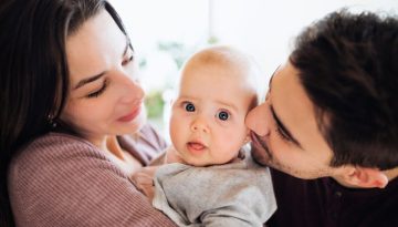 Γιατί το μωρό προτιμά τον έναν γονέα: τι είναι φυσιολογικό και πώς να δυναμώσετε το δέσιμο