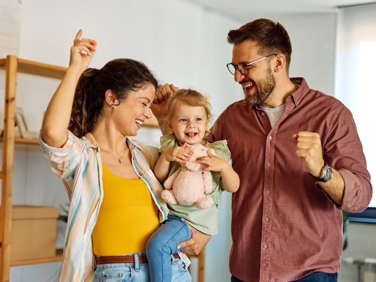 Ποια είναι τα βασικά στυλ γονεϊκότητας και πώς επηρεάζουν την ανάπτυξη των παιδιών;