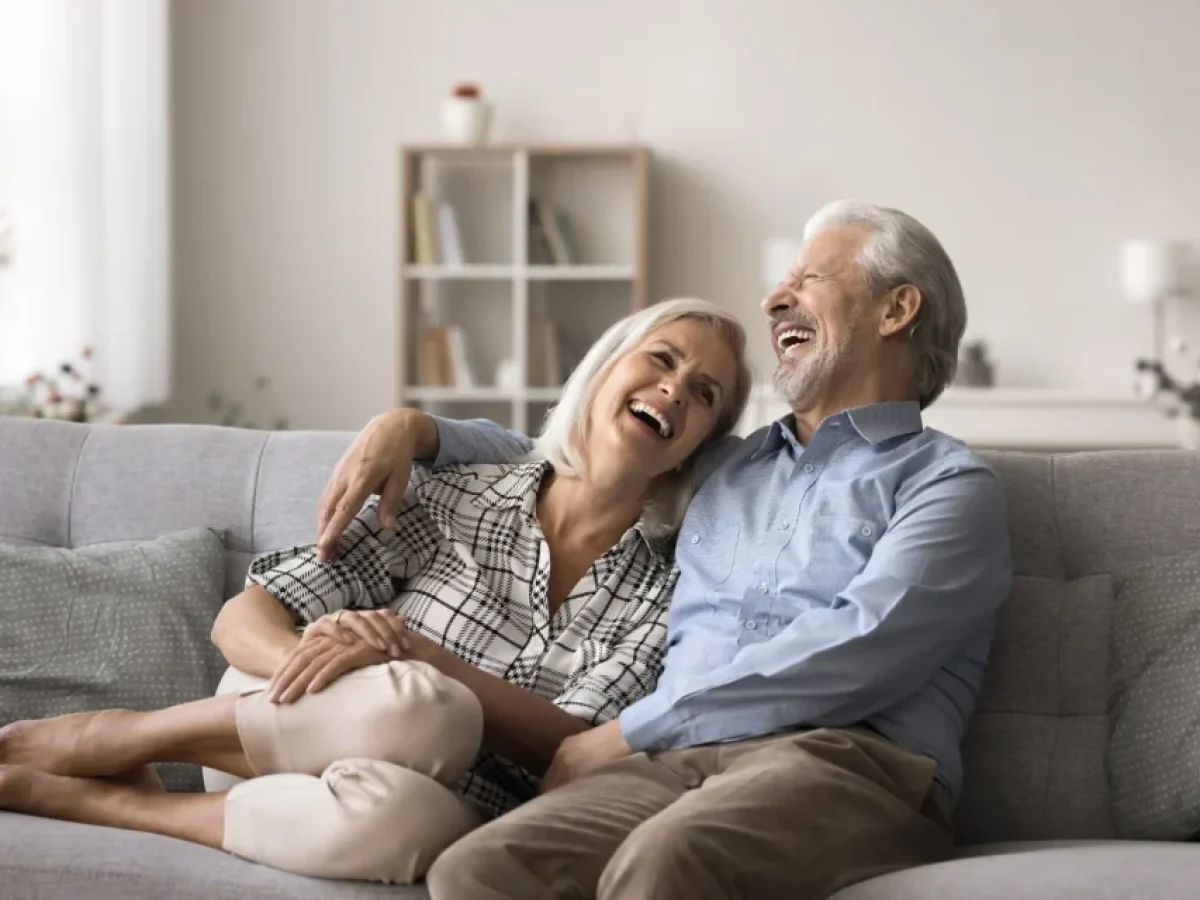 Πώς ο γάμος με έναν ευφυή άνθρωπο σε γλιτώνει από την άνοια