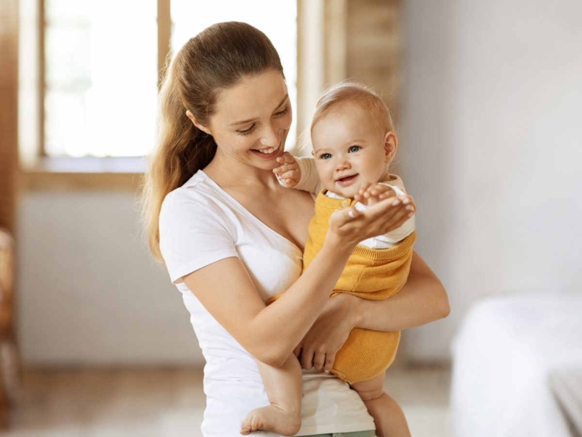 Τι μπορεί να δείχνει το ζώδιό σας για τον τρόπο που μεγαλώνετε τα παιδιά σας;