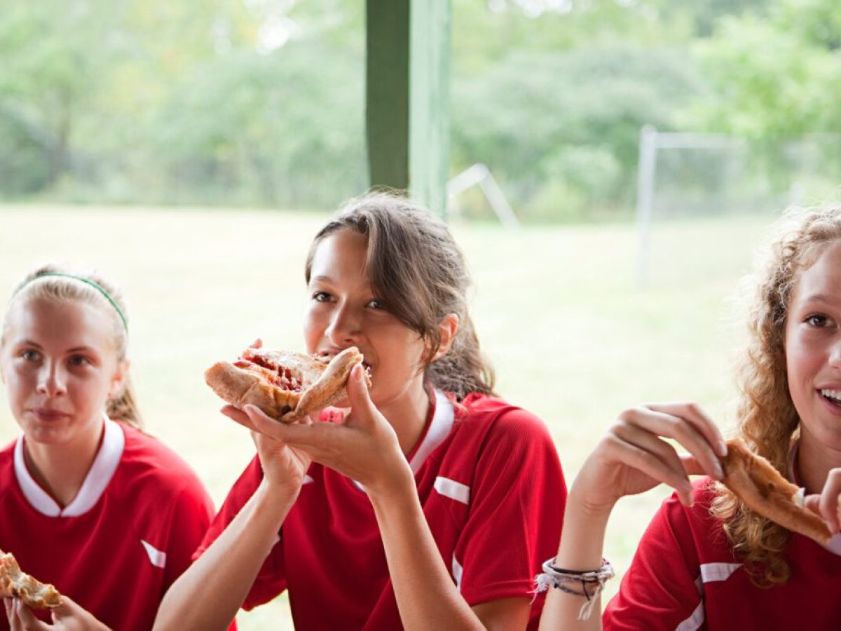 Διατροφή για μικρούς αθλητές: Οδηγός ισορροπημένης θρέψης για παιδιά που αθλούνται