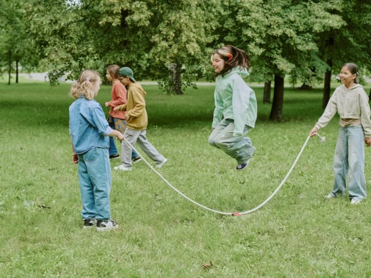 Γιατί όλο και περισσότερα κορίτσια φοβούνται να μεγαλώσουν;