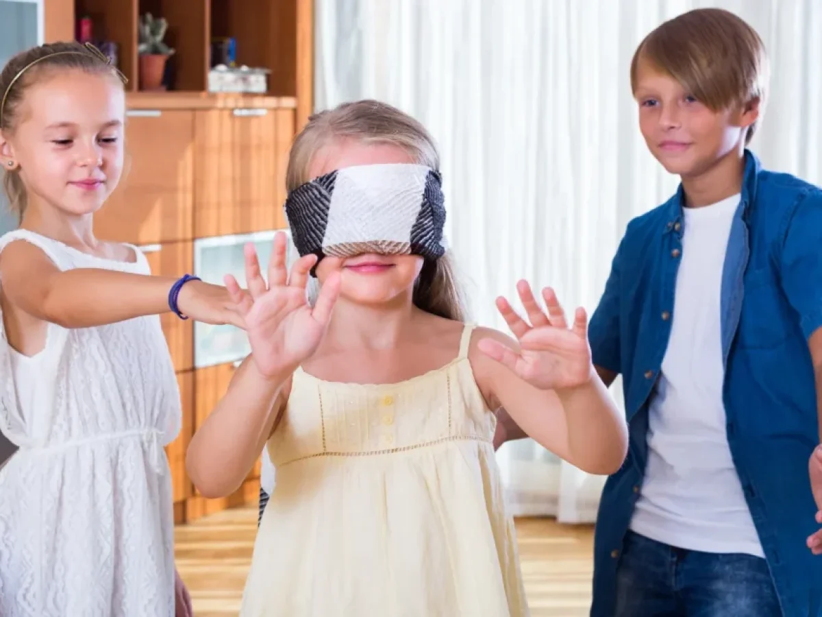 Τυφλόμυγα: Μπορεί να γίνει και παιχνίδι λεξιλογίου;