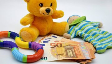 Επίδομα παιδιού: Τι πρέπει να προσέξουν οι δικαιούχοι στις αιτήσεις