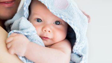 Πώς να κάνετε μπάνιο το νεογέννητο χωρίς άγχος
