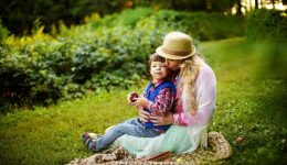family-2863742_1920-5