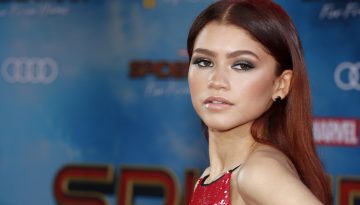 &Tau;&omicron; beauty look &tau;&eta;&sigmaf; Zendaya &pi;&omicron;&upsilon; &tau;&eta;&nu; έ&kappa;&alpha;&nu;&epsilon; &nu;&alpha; &mu;&omicron;&iota;ά&zeta;&epsilon;&iota; &mu;&epsilon; &tau;&eta;&nu; Audrey Hepburn | imommy